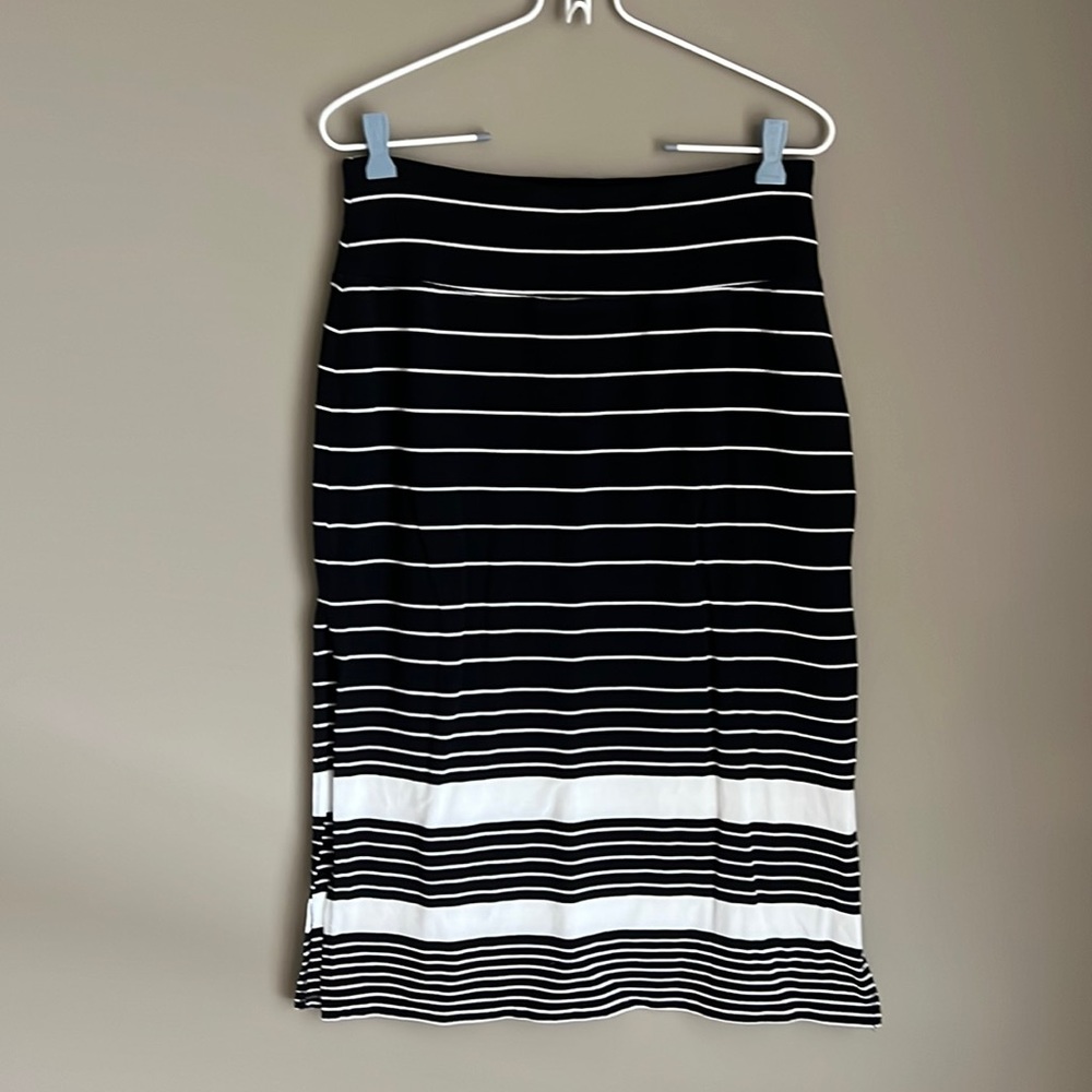Athleta striped skirt size M